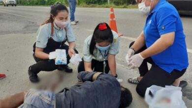 พนักงานสะดวกซื้อ ช่วย ผู้บาดเจ็บ