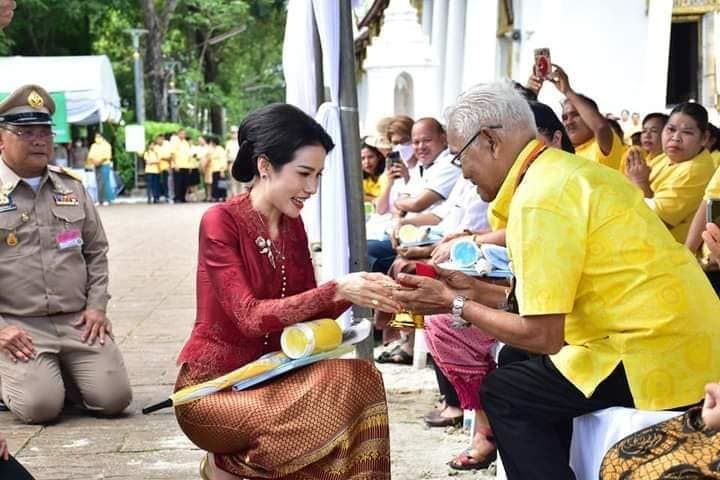 เจ้าคุณพระสินีนาฏ