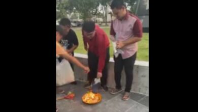 แผ่เมตตาประยุทธ์