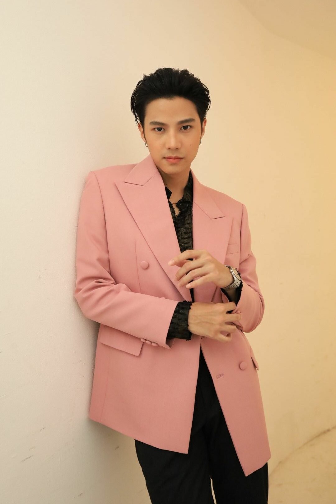 แบงค์ ธิติ