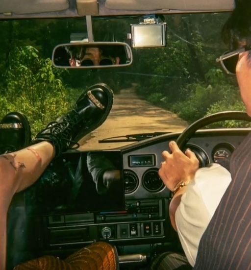 แคนดี้ รากแก่น