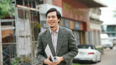 เผือก พงศธร