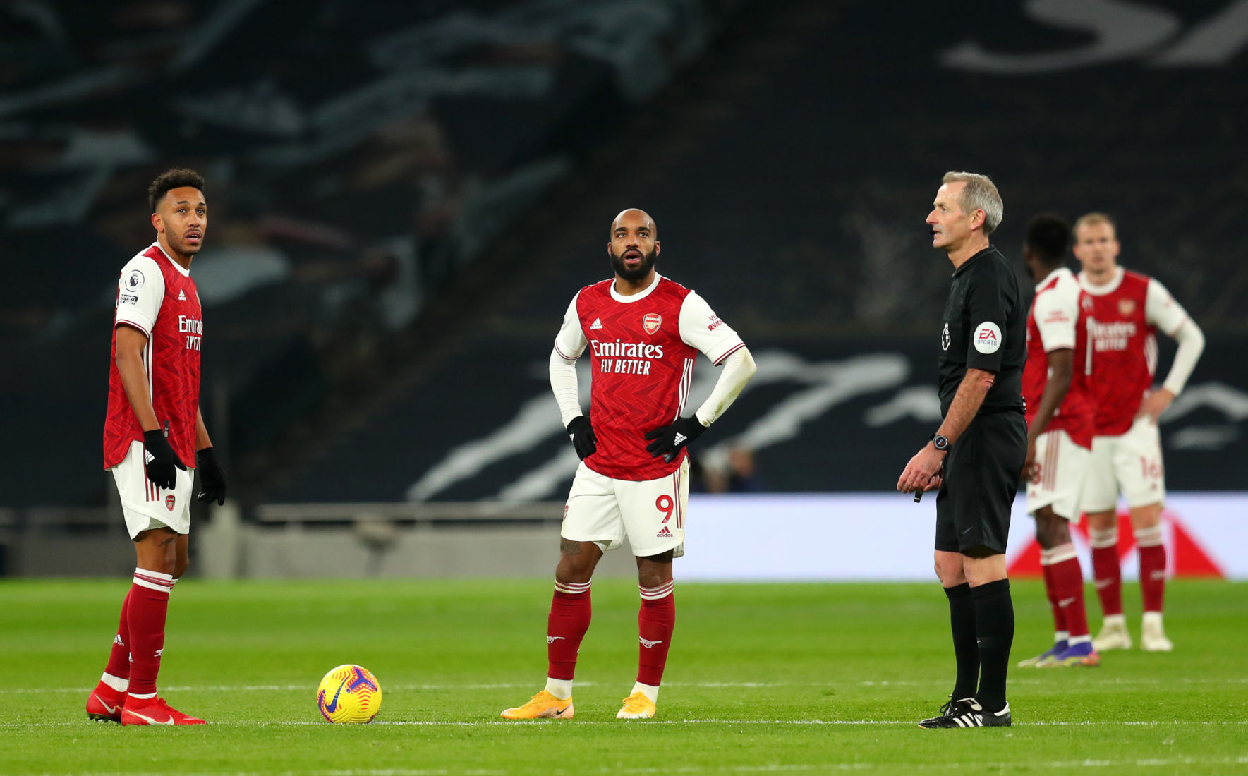 แนวรุกอาร์เซน่อลไร้ประสิทธิภาพ