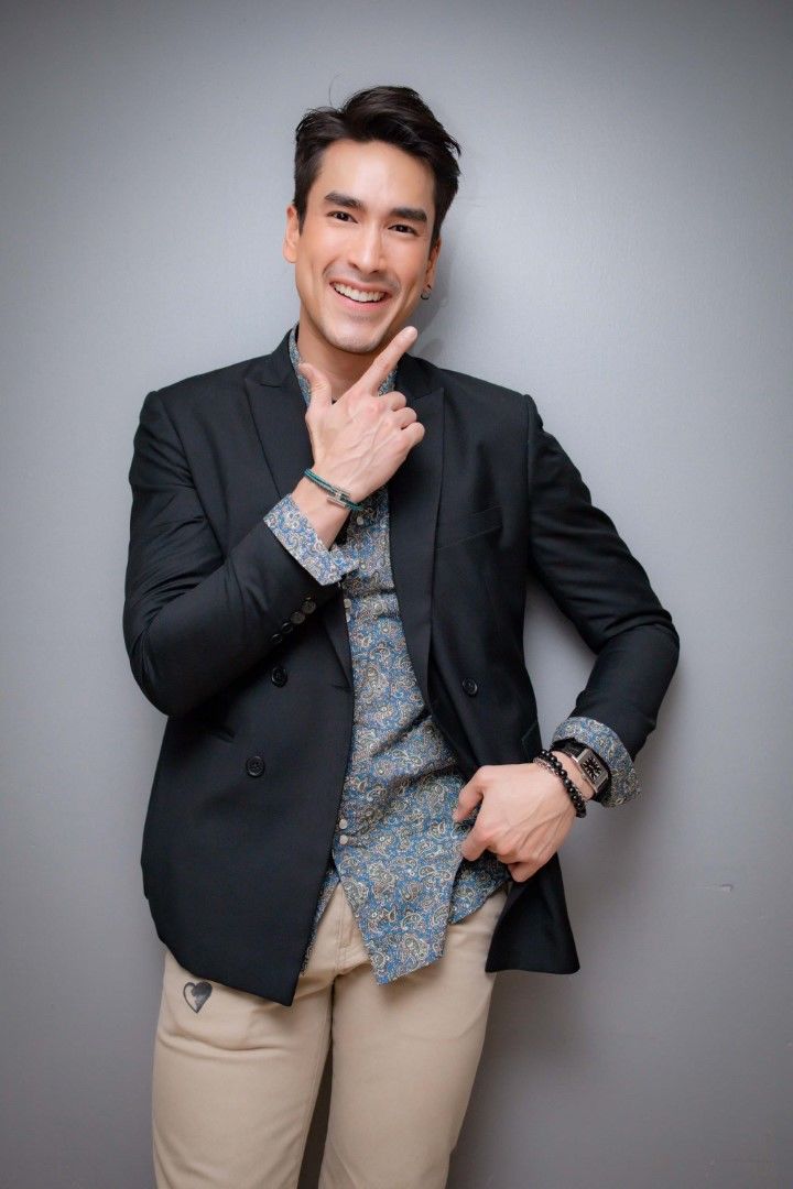 อ้าย..คนหล่อลวง