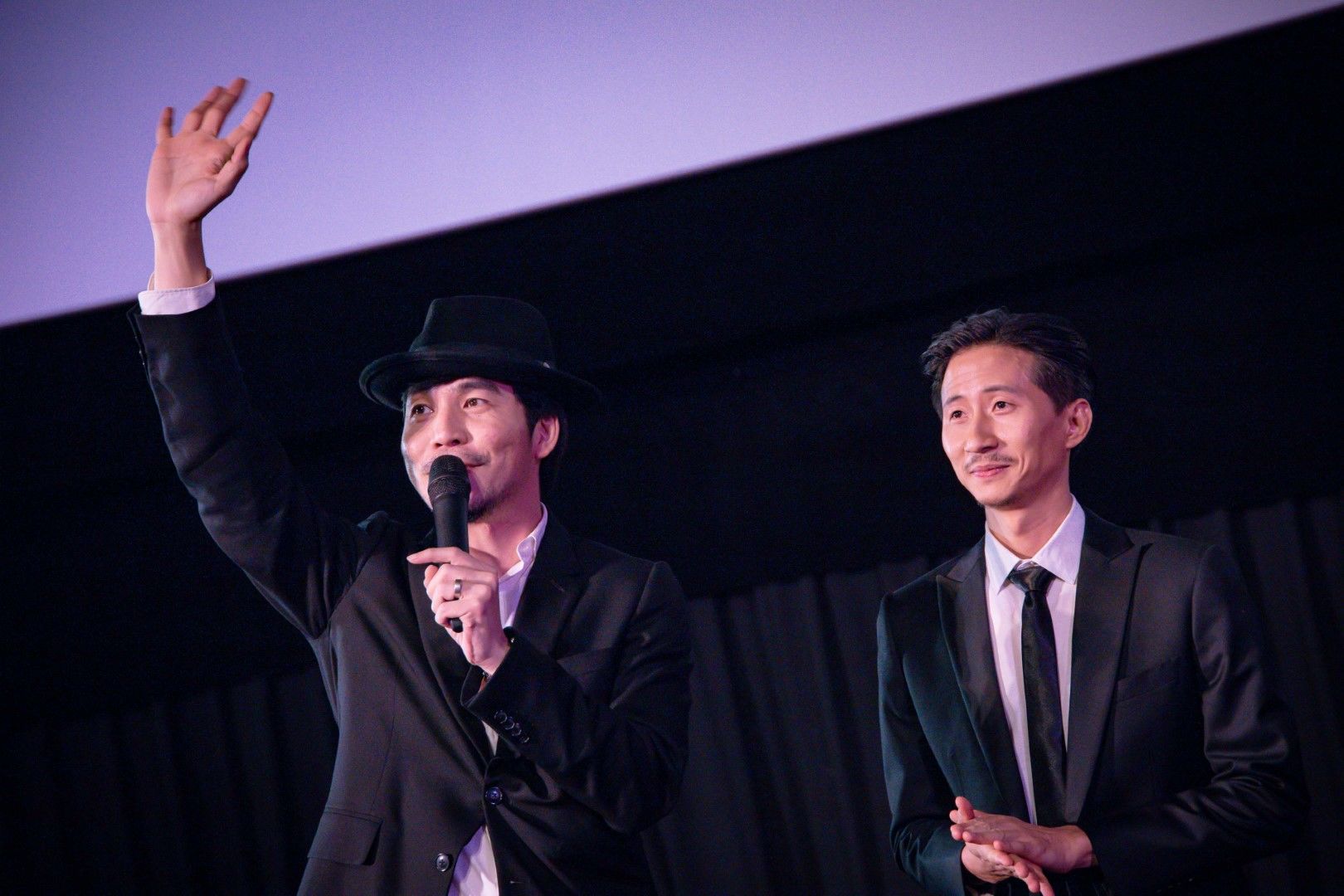 อ้าย..คนหล่อลวง