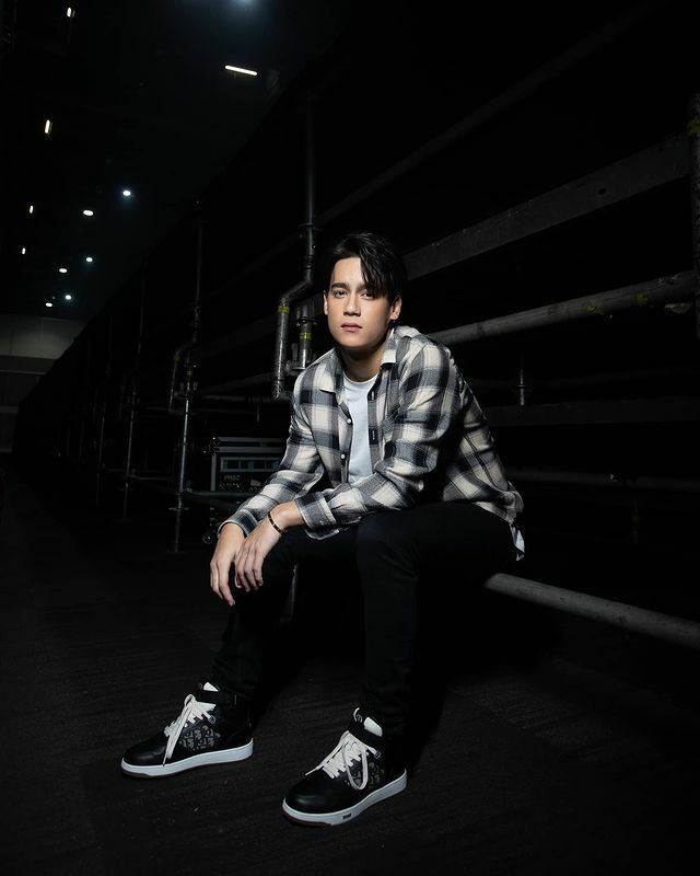 ไอซ์ พาริส อินทรโกมาลย์สุต ประวัติ