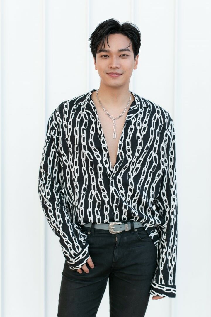 โอบ โอบนิธิ