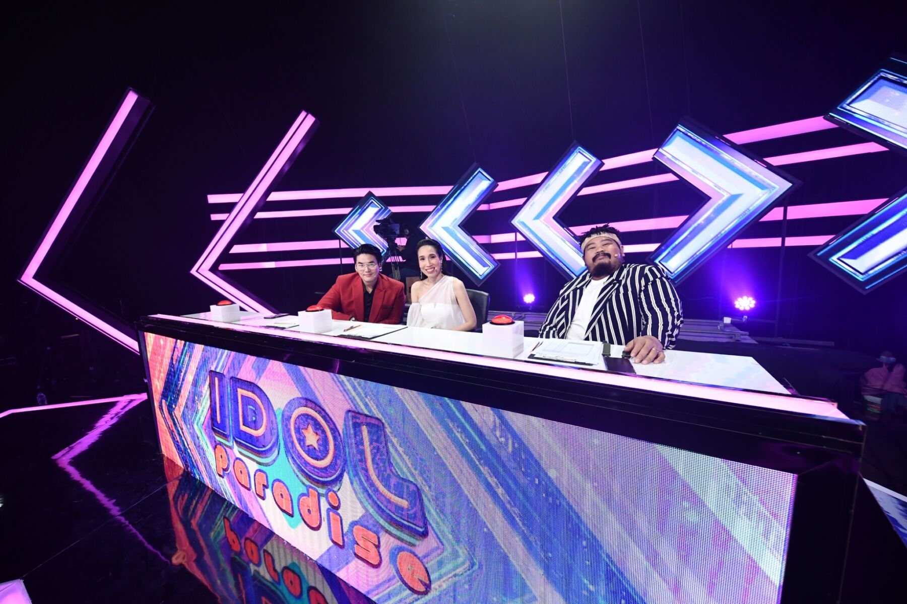 IDOL PARADISE
