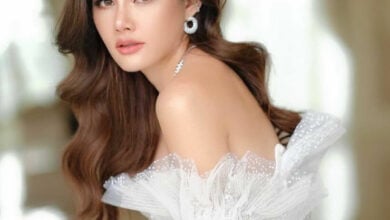 หญิง รฐา
