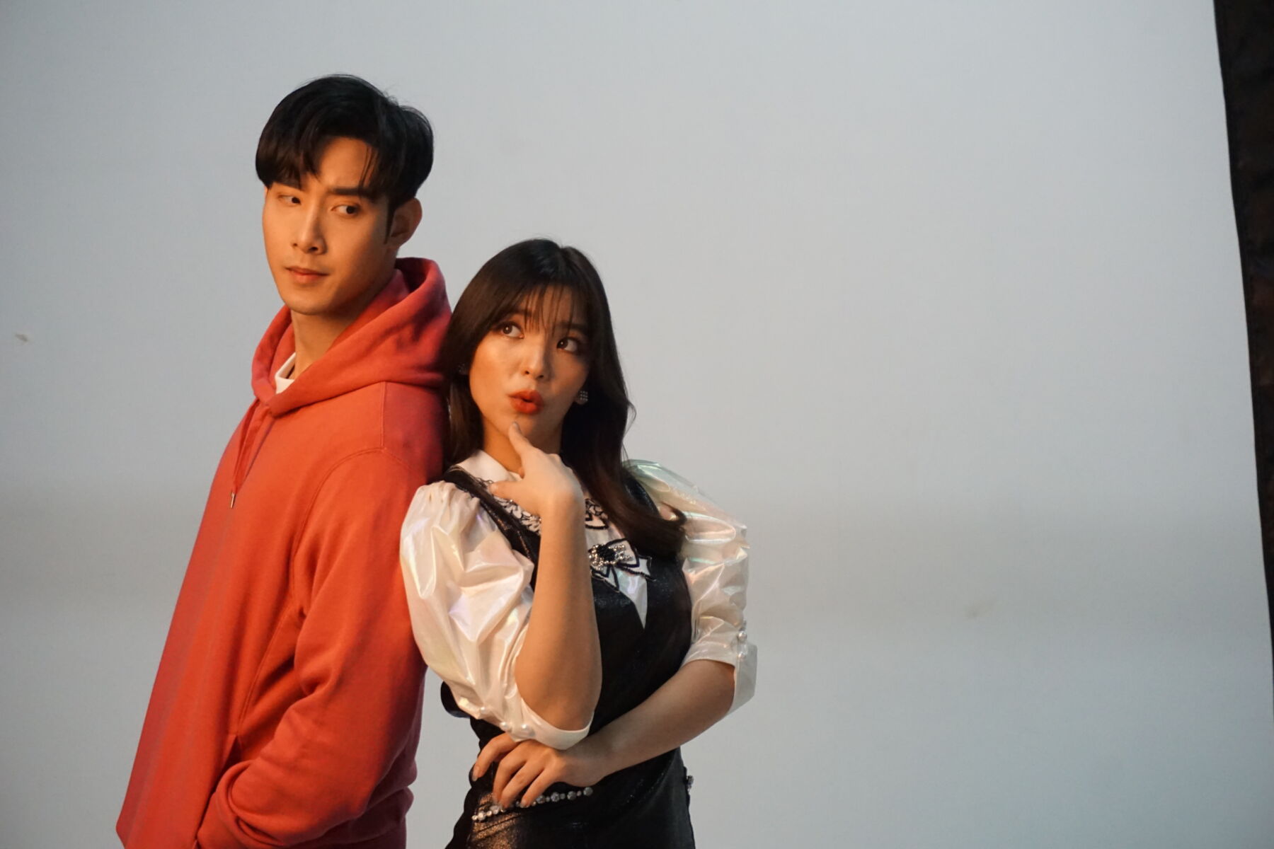 ร้านยารักษารัก