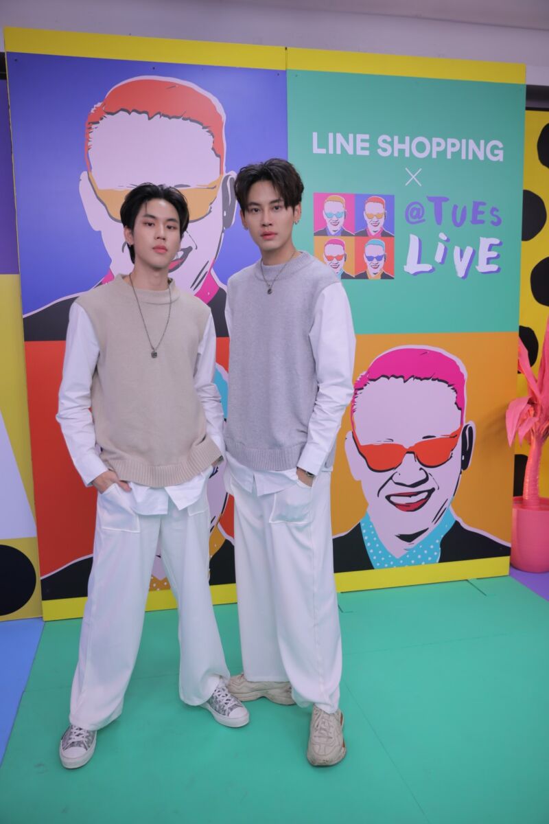 LINE SHOPPING x @TuesLIVE