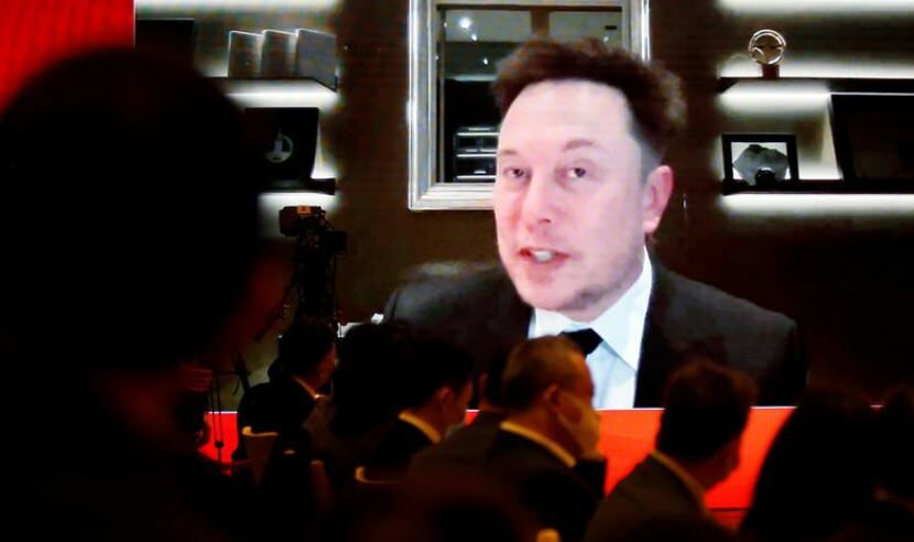 Elon Musk ระหว่างวีดีโอคอลกับที่ประชุม