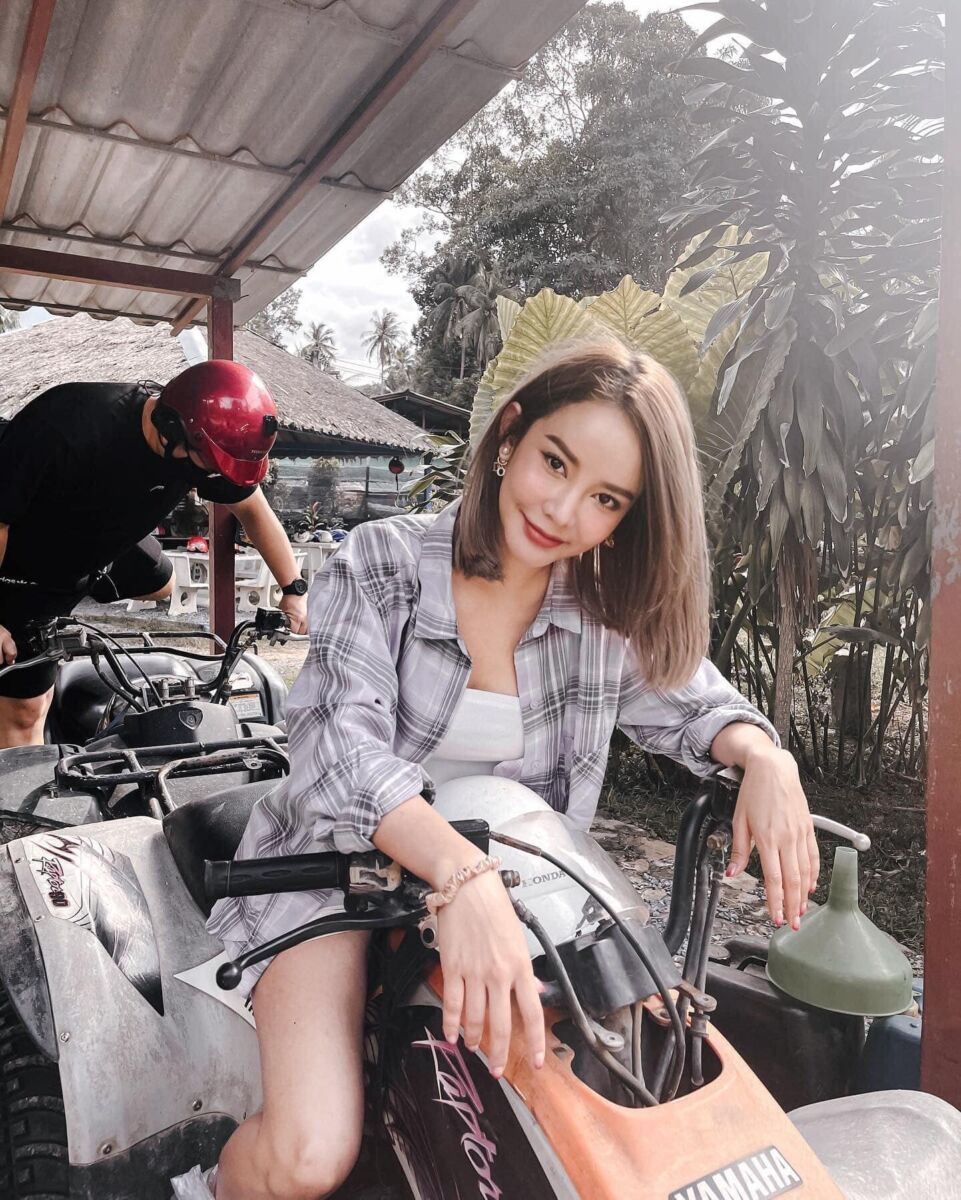 แก้มกี้ กชวรรณ