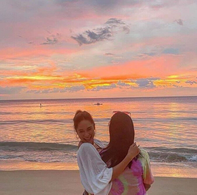 พลอย เฌอมาลย์ คลอดีน อทิตยา