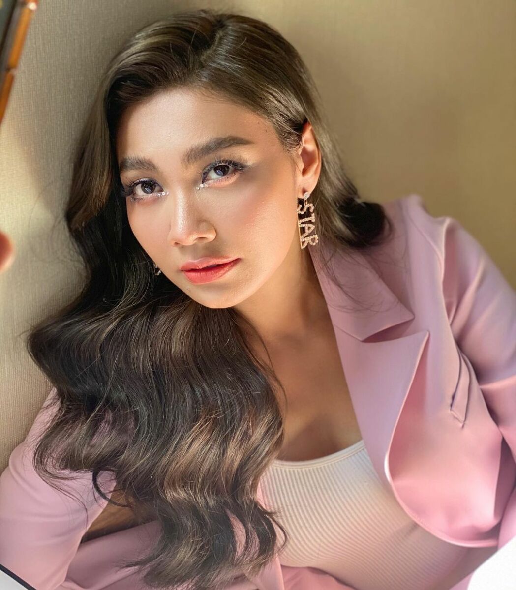 แก้ม วิชญาณี