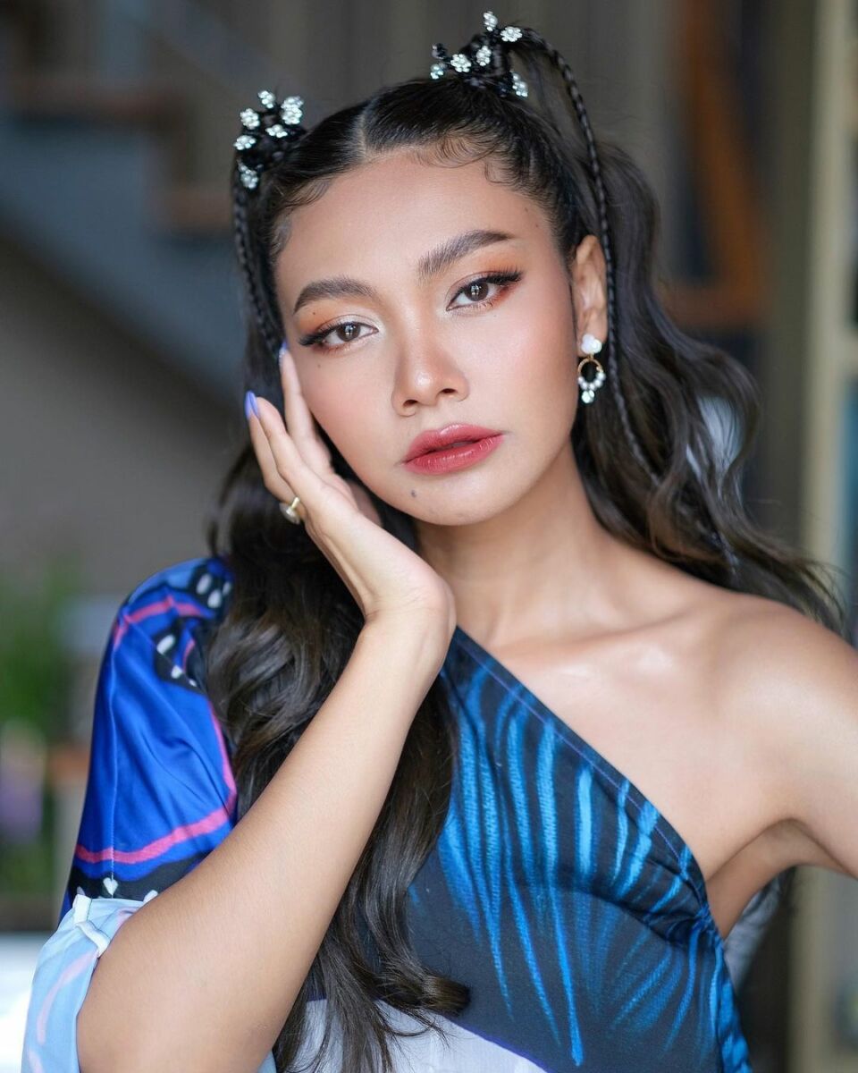 แก้ม วิชญาณี