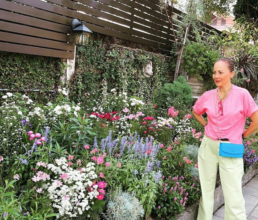 ต่าย เพ็ญพักตร์