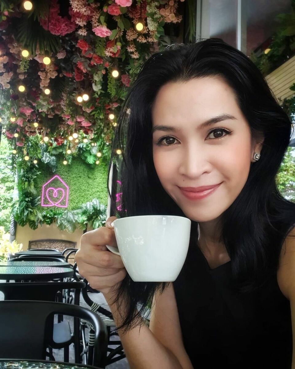 อีฟ พุทธธิดา