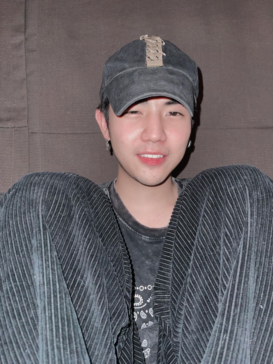 นิก คุณาธิป