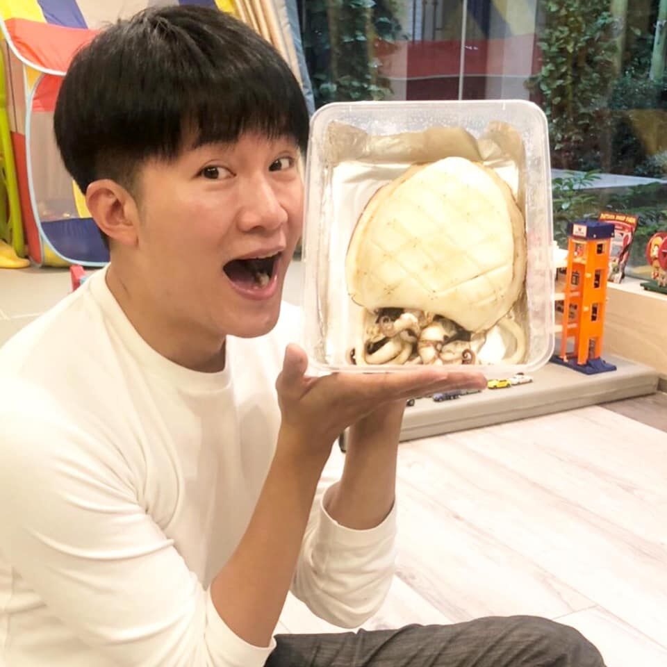 อั๋น ภูวนาท