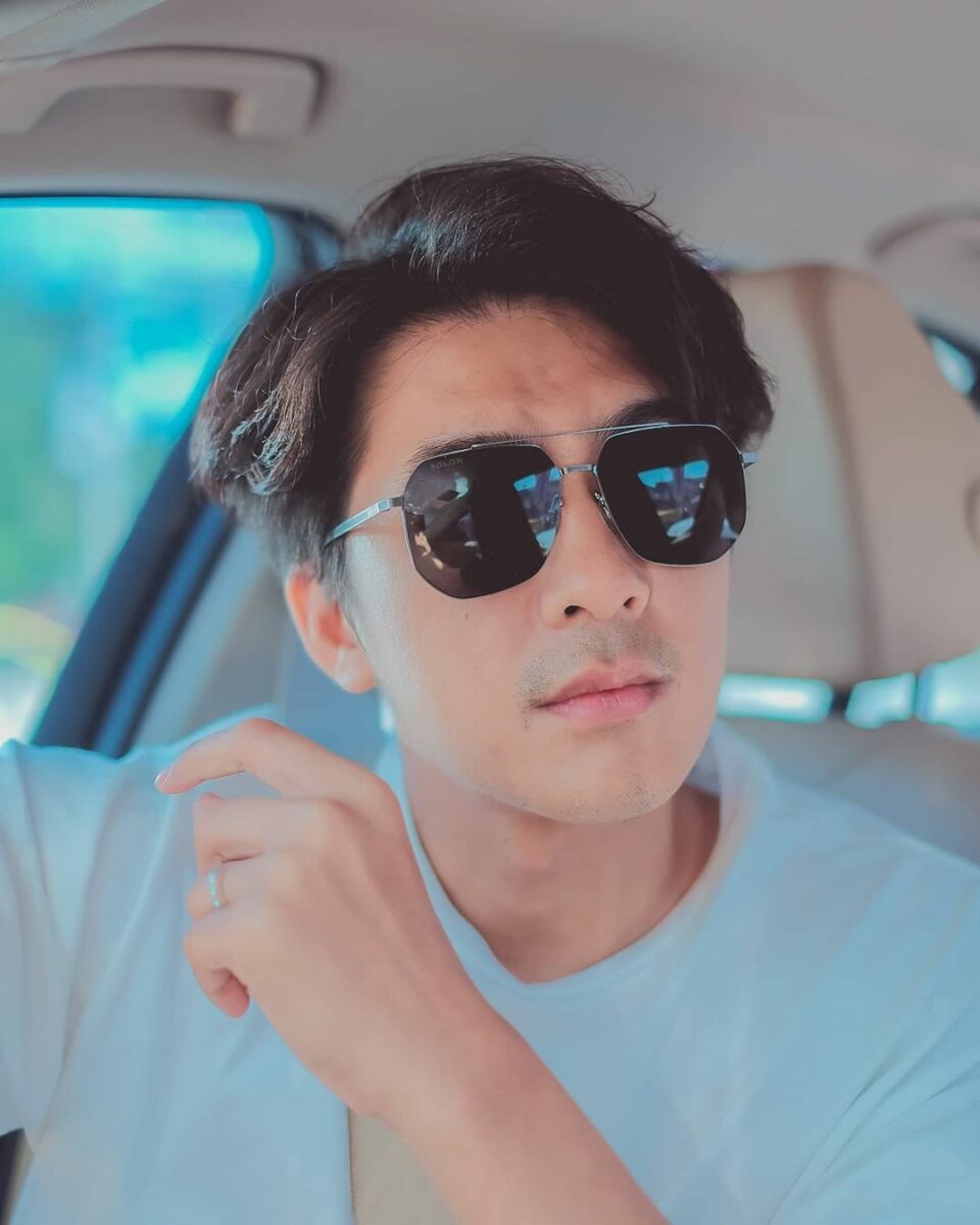 แบงค์ อธิกิตติ์