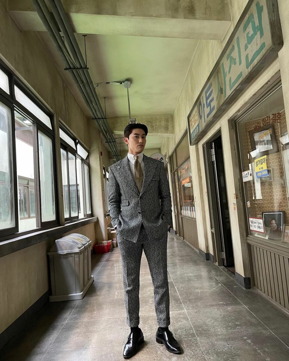 กวักดงยอน