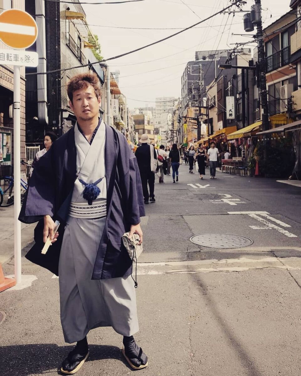 ดีเจอ๋องแอ๋ง สบัดแผ่น