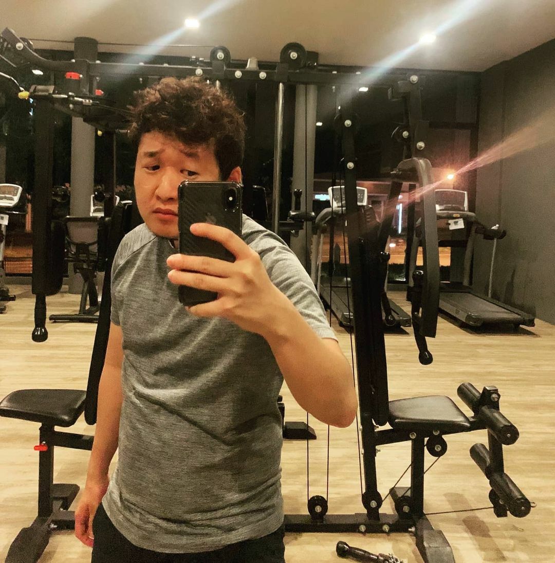 ดีเจอ๋องแอ๋ง สบัดแผ่น