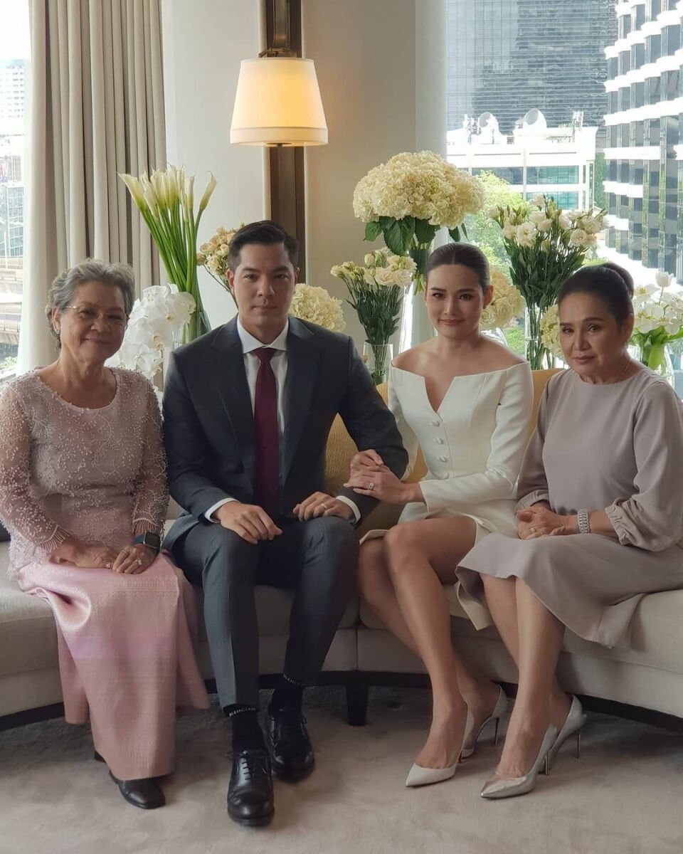 หญิง รฐา ตุลย์ ตุลยเทพ