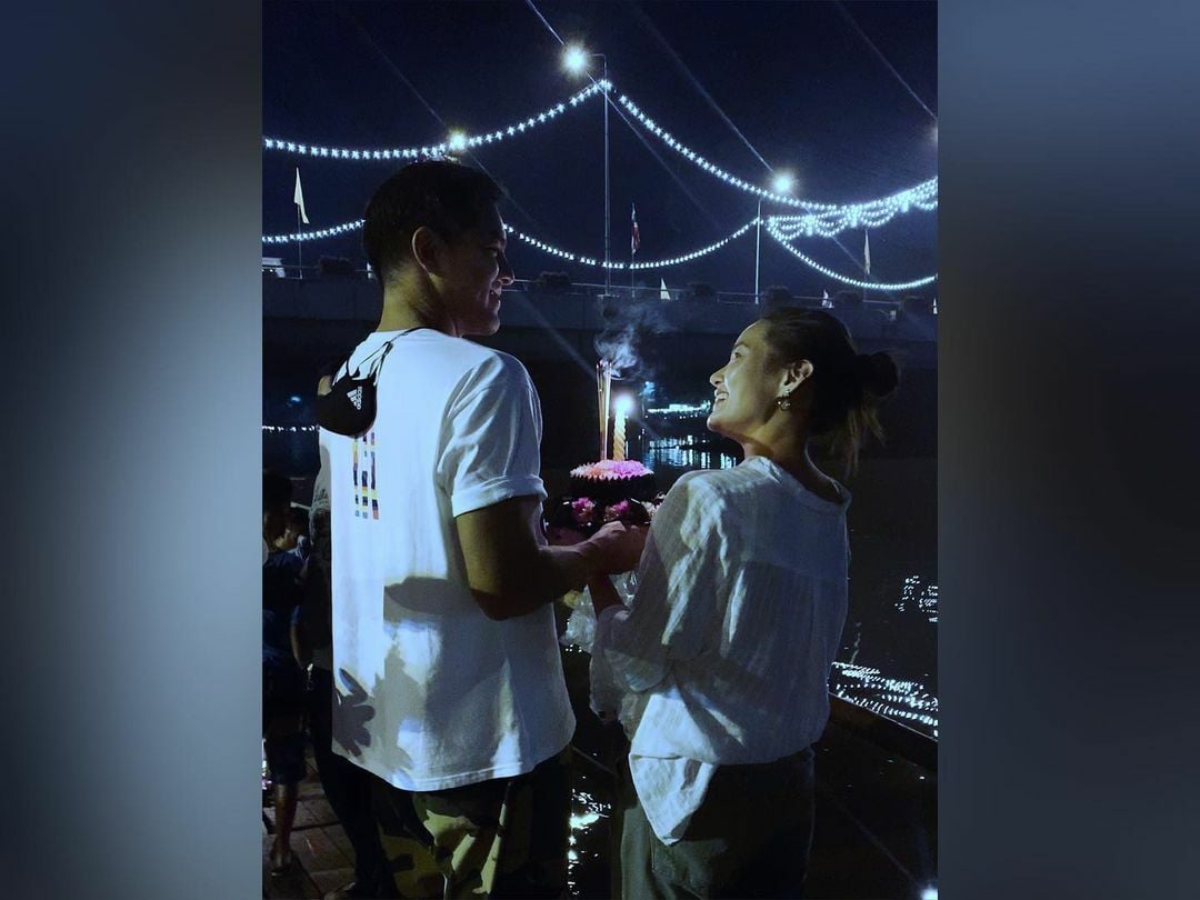 หญิง รฐา