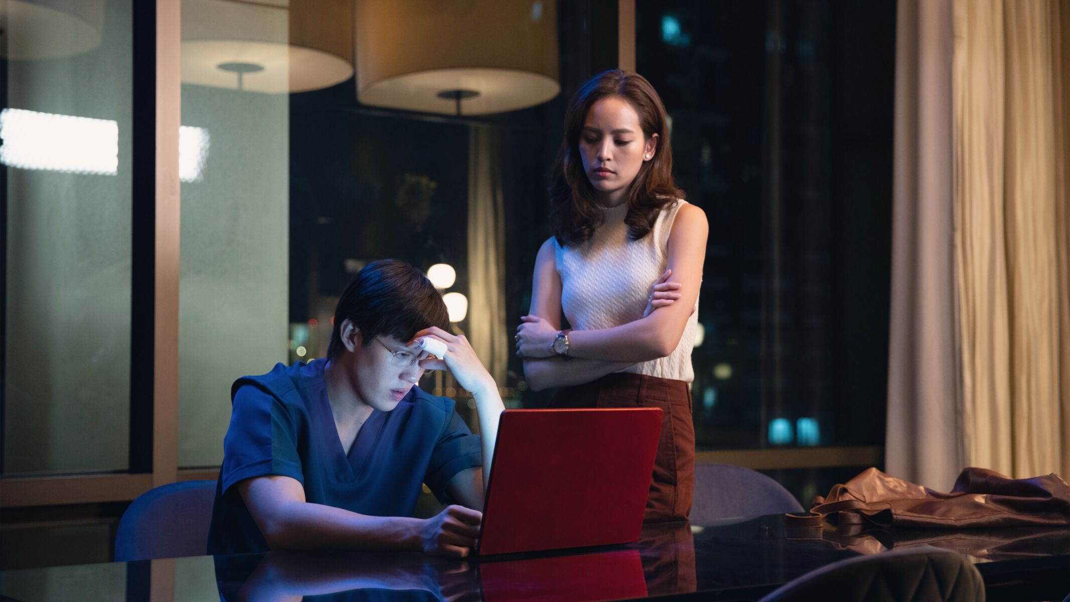 ต่อ ธนภพ GHOST LAB