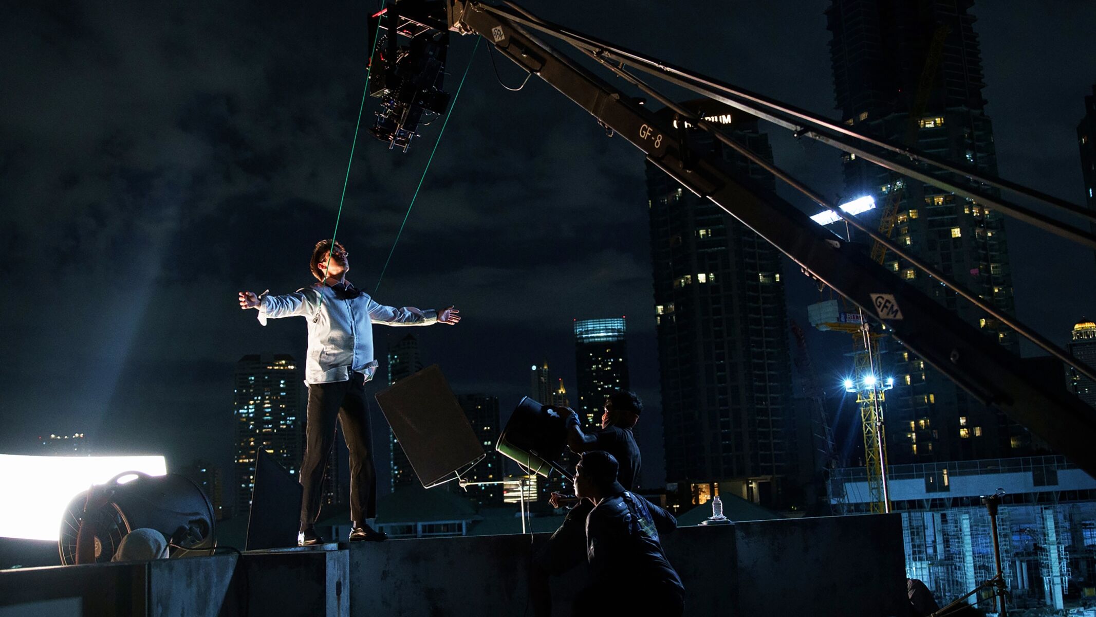 ต่อ ธนภพ GHOST LAB