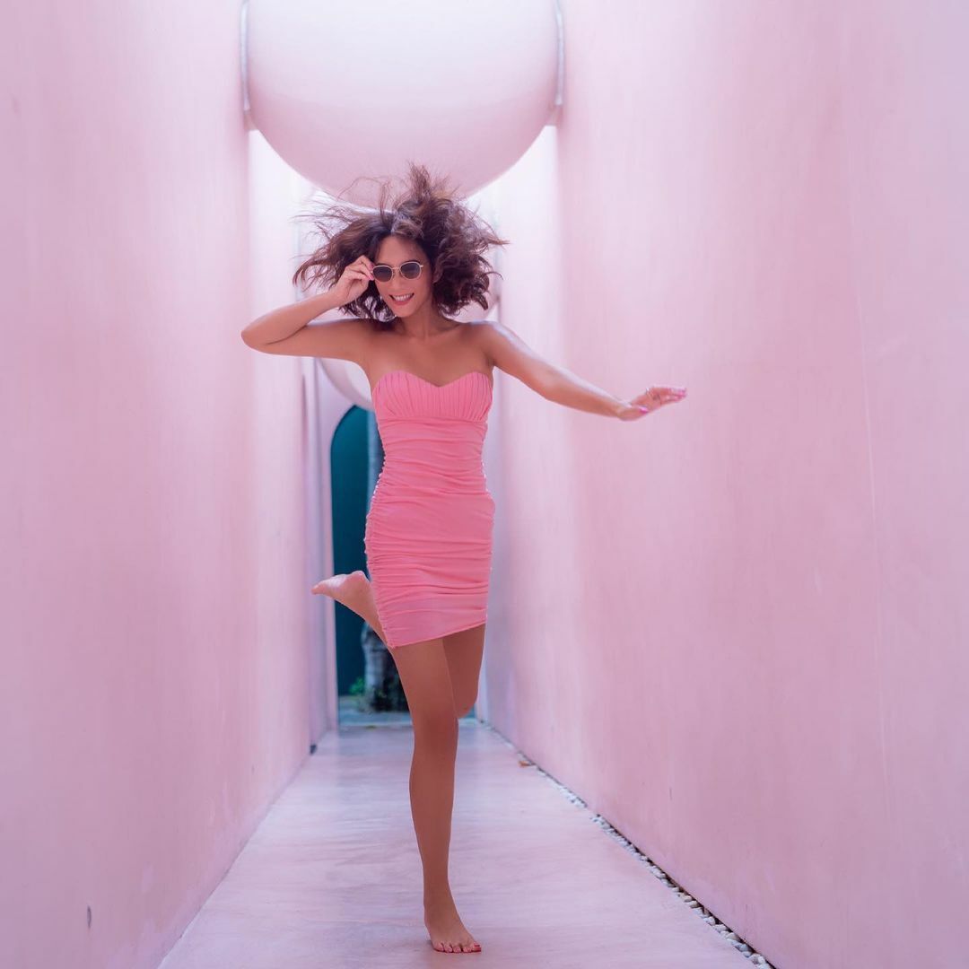 บี ชุดนี้ตัดเอง