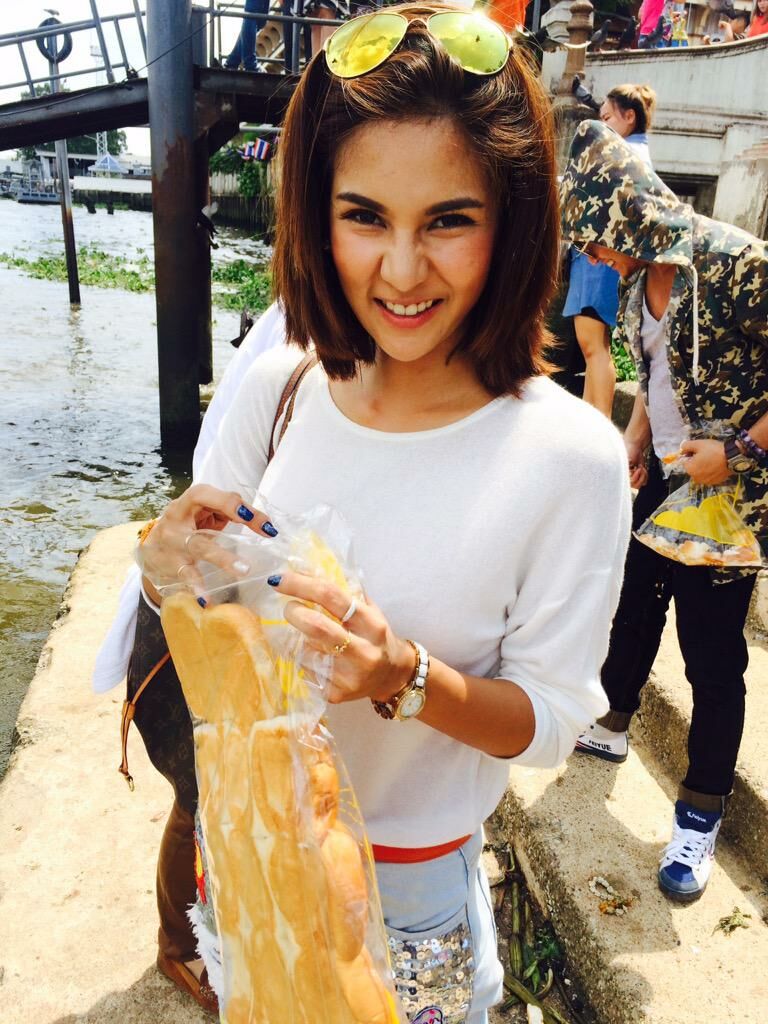 หมิว สิริลภัส