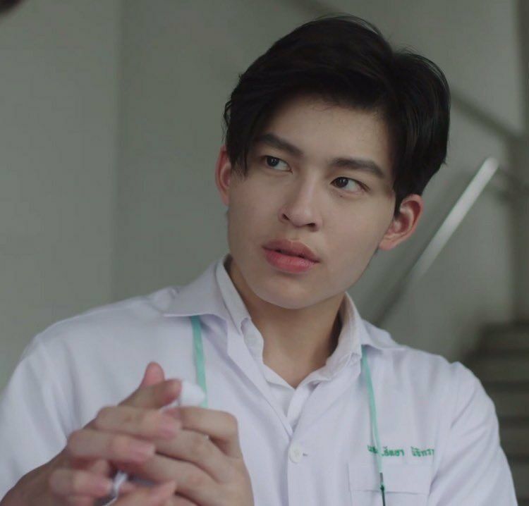 ปอนด์ ณราวิชญ์