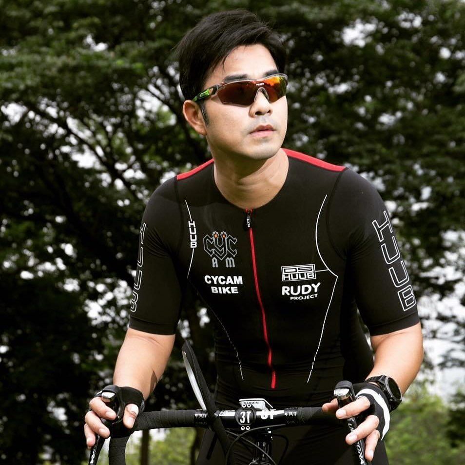 เจมส์ เรืองศักดิ์