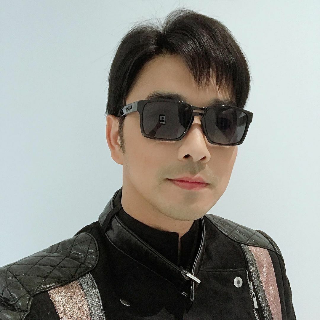 เจมส์ เรืองศักดิ์