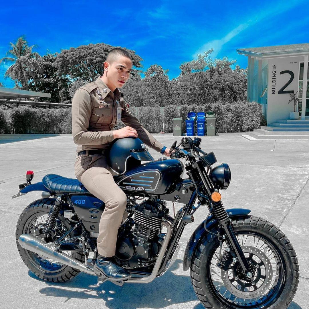 ยิว ฉัตรมงคล