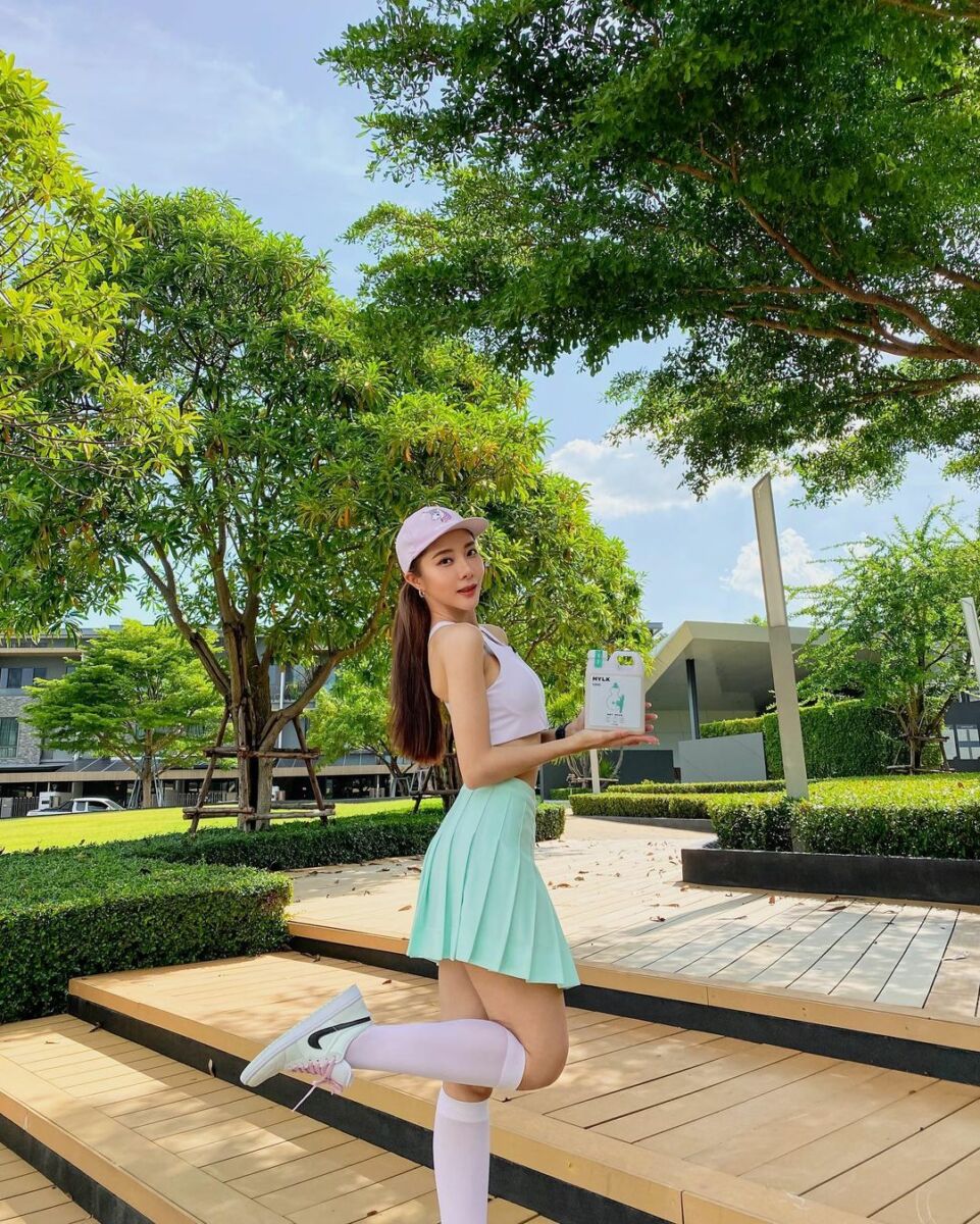 เนย วรัฐฐา