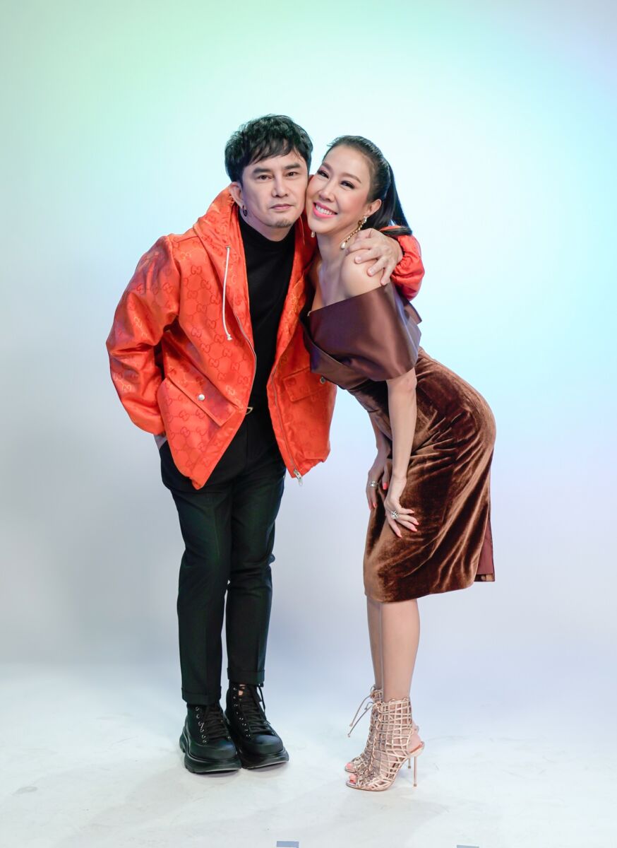 พชร์ อานนท์