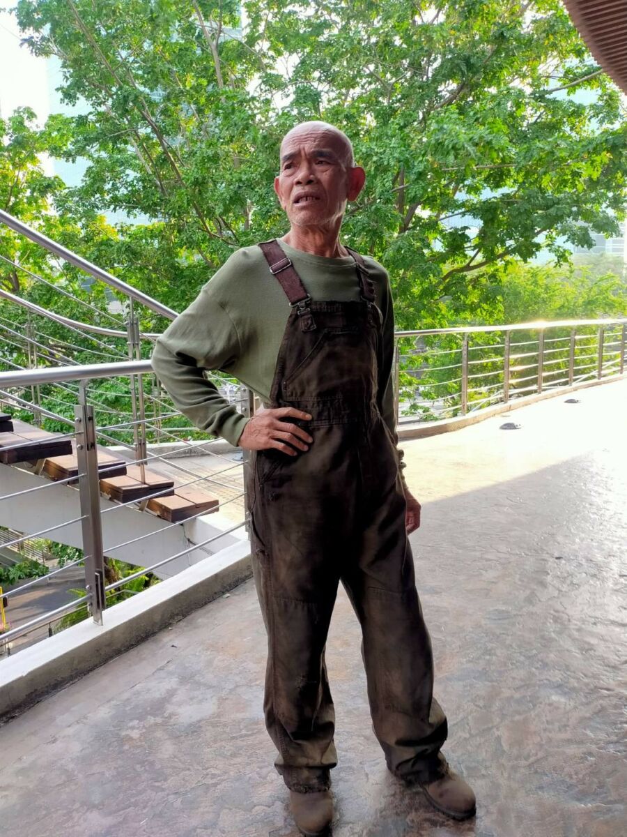 ป๋าเทพ โพธิ์งาม