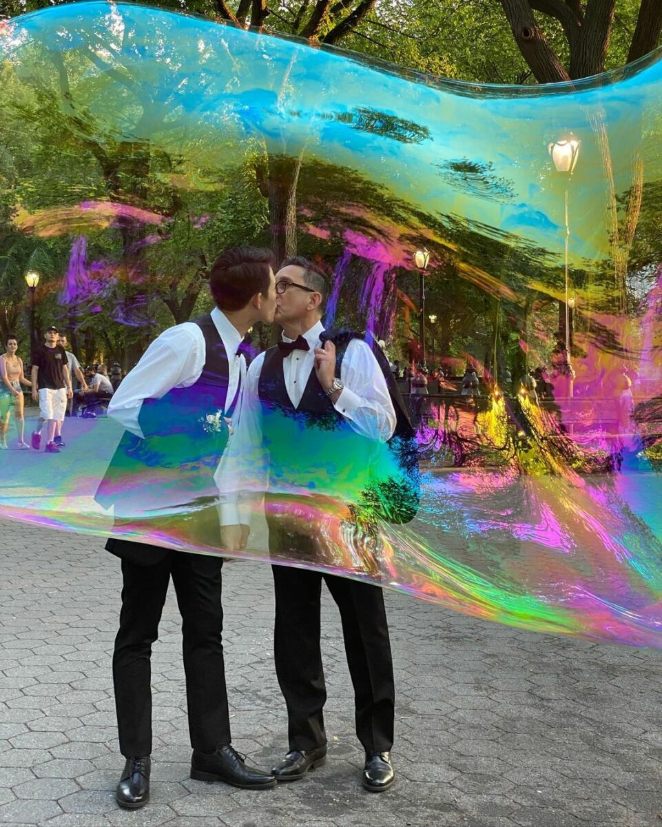 กัสเบล แต่งงาน