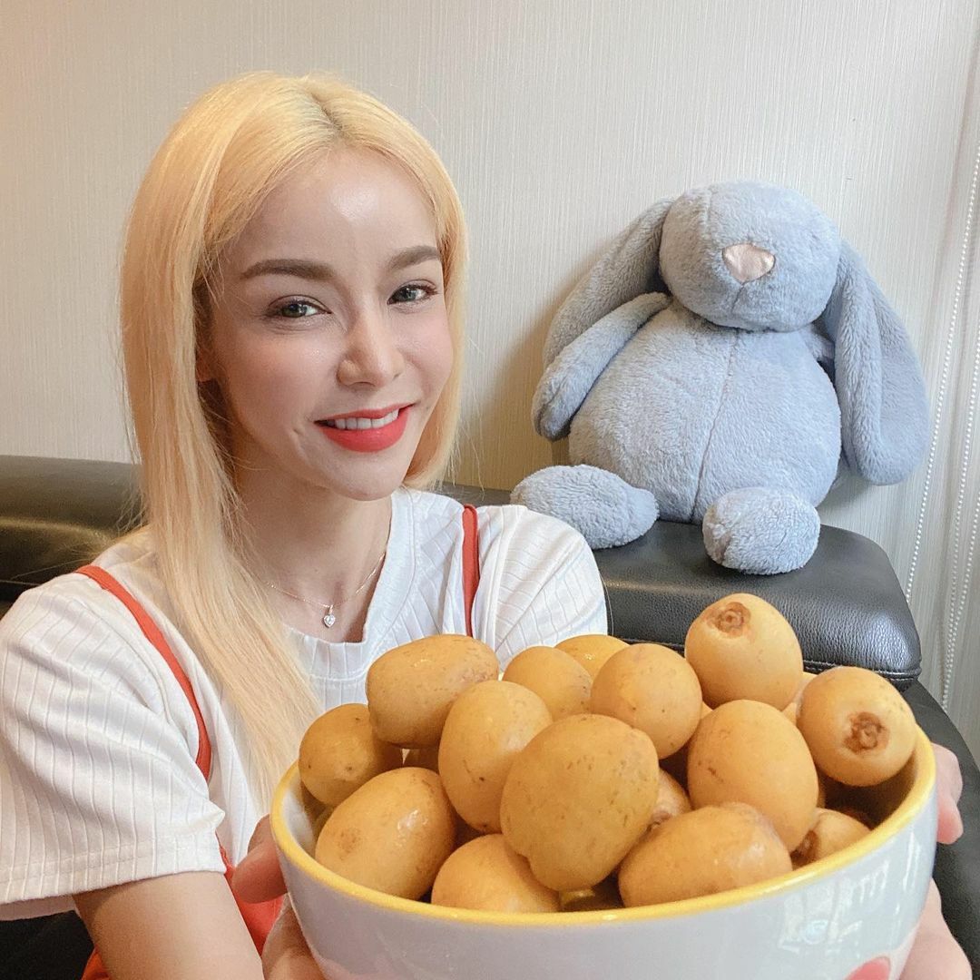 นุ๊ก สุธิดา