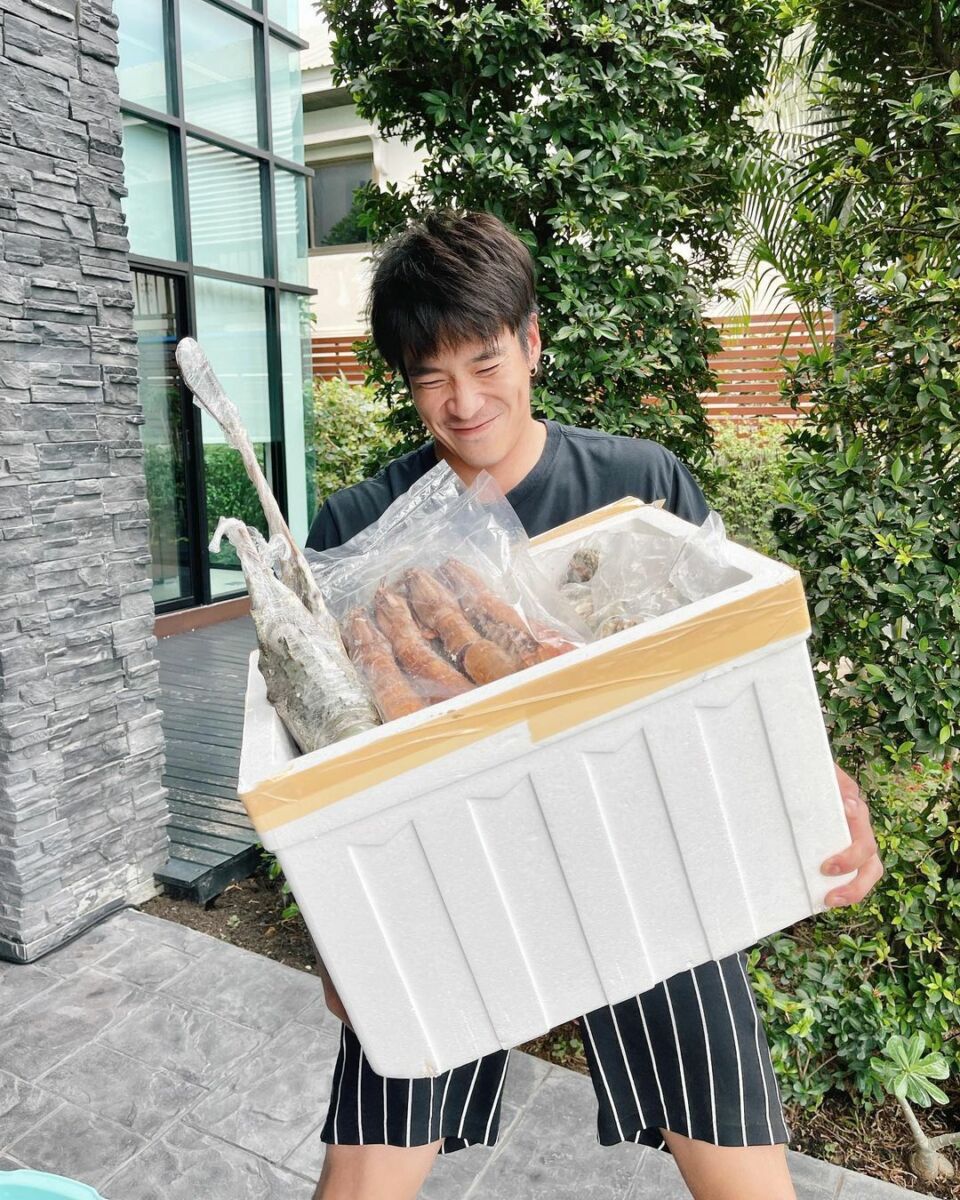 อาเล็ก ธีรเดช