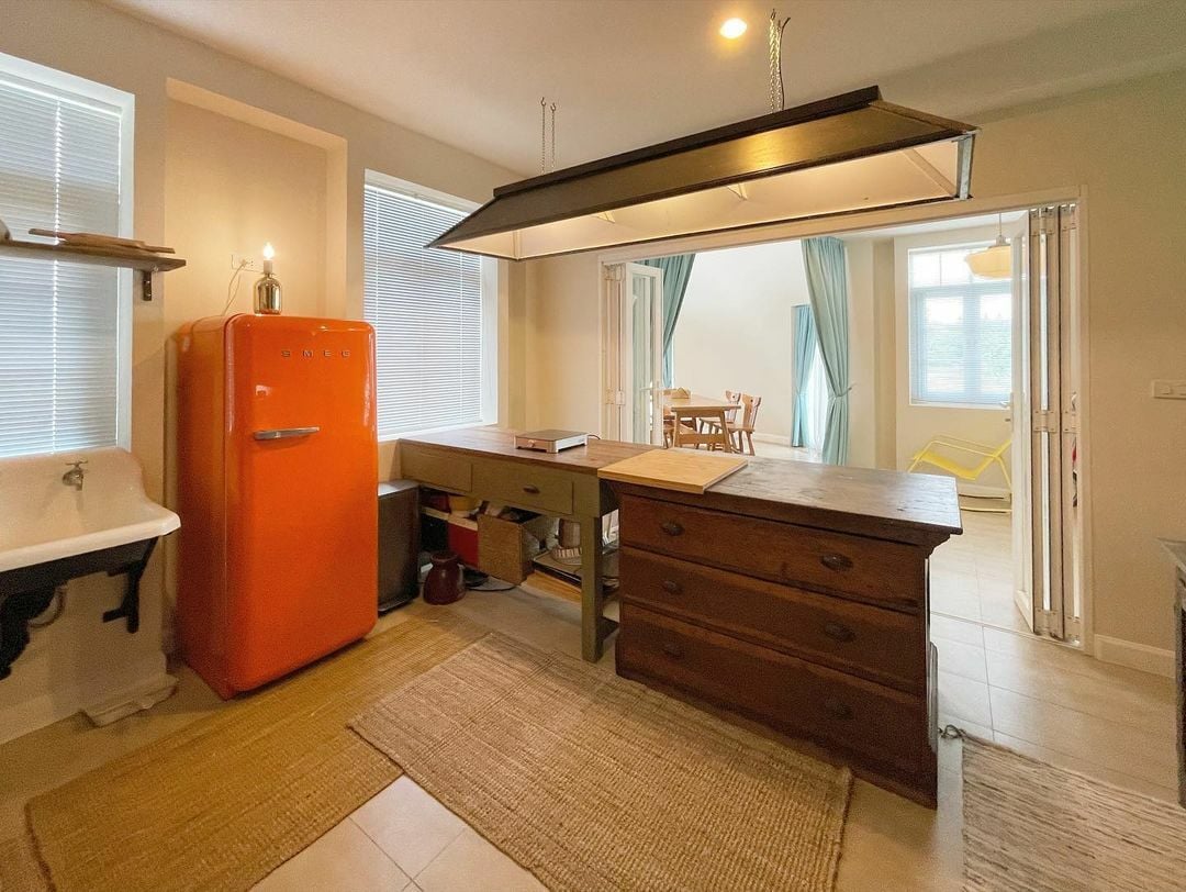 โทนี่ รากแก่น