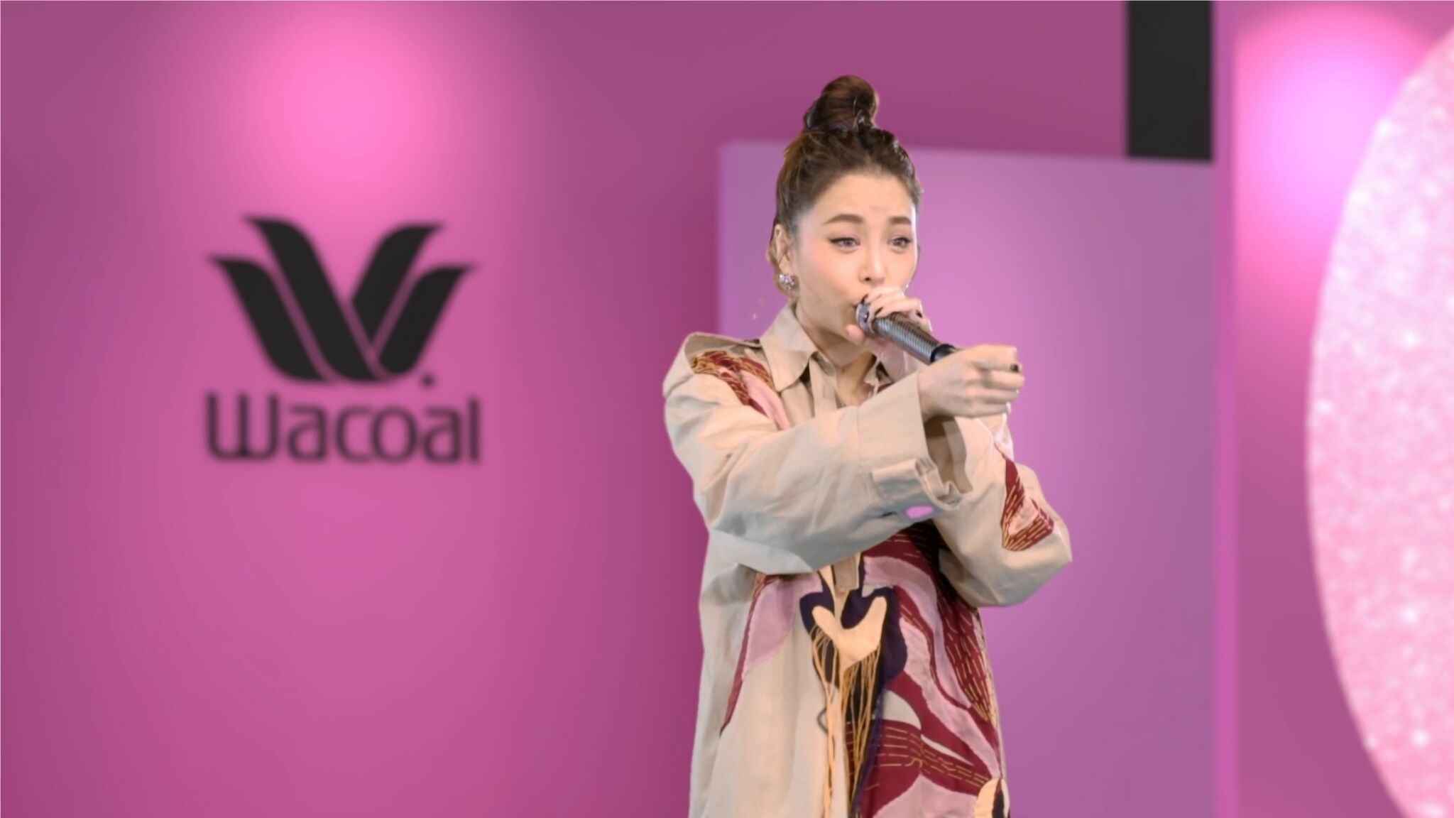 ซานิ Wacoal Virtual Vacation Fashion Show 2021