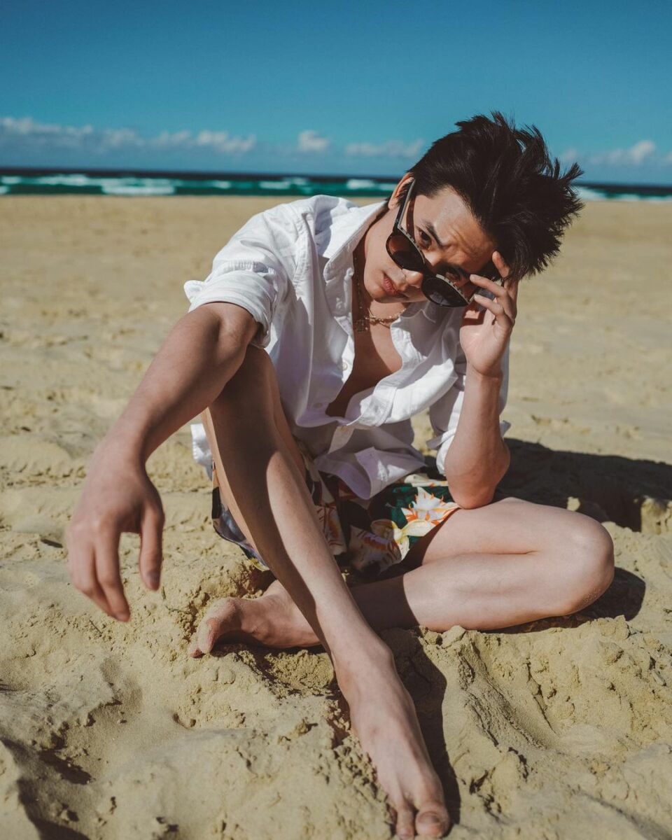 เจมส์ ธีรดนย์