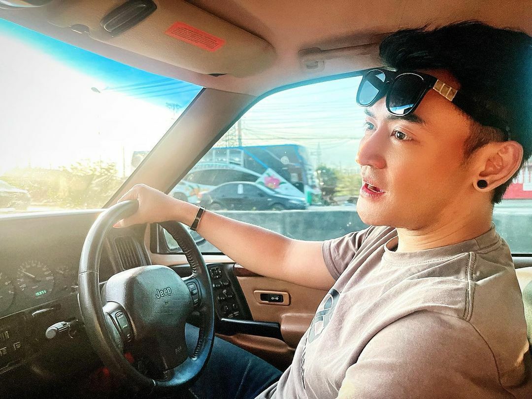 เติ้ล ธนพล