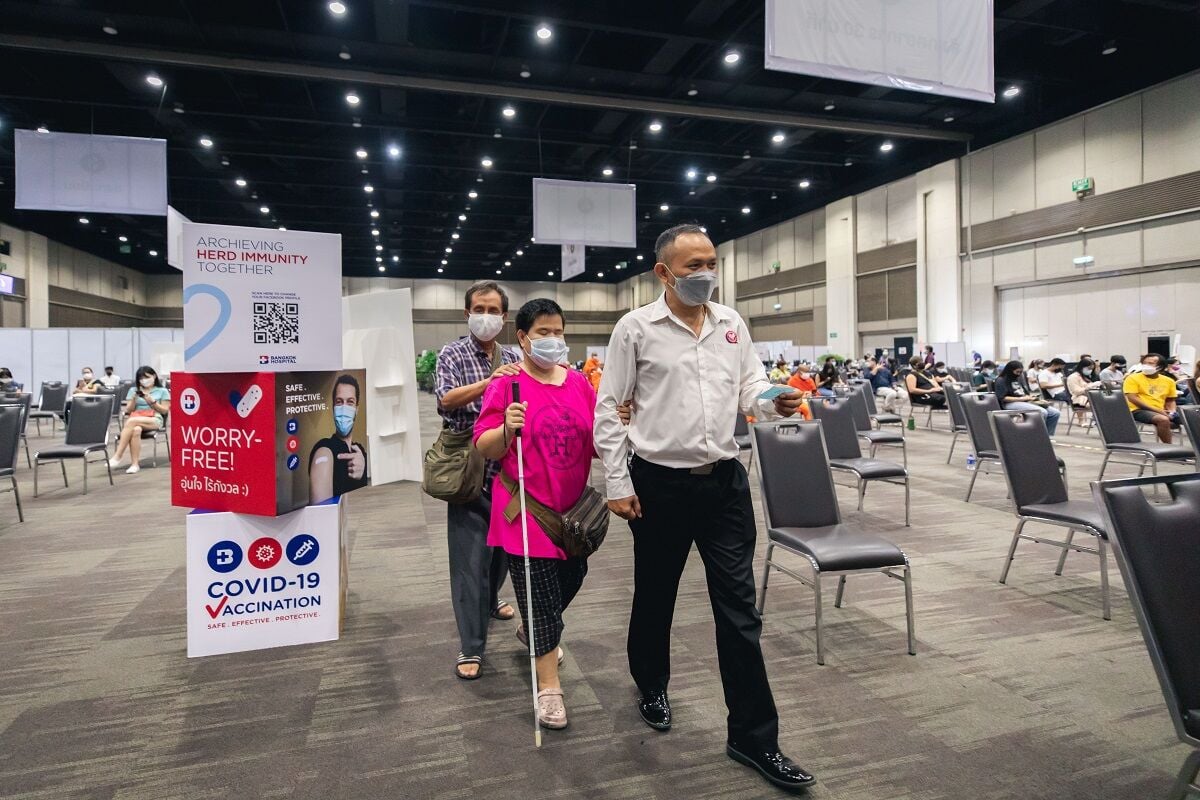 วัคซีนโควิด รพ.กรุงเทพ