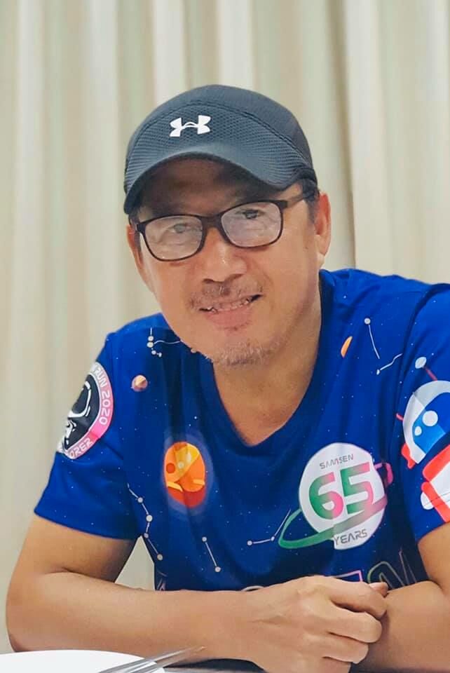 เสนาโค้ก